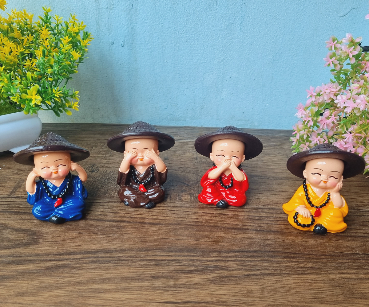 Bộ 04 chú tiểu Tứ Không - đeo chuỗi đội nón cối dễ thương