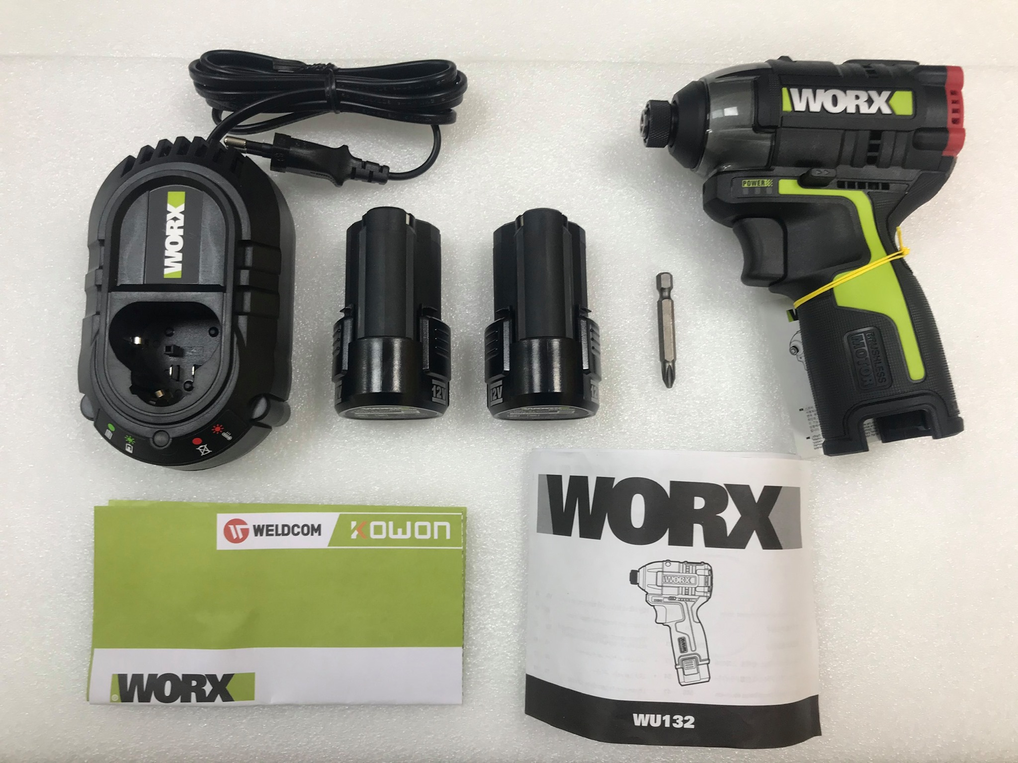 MÁY VẶN VÍT  ĐỘNG LỰC DÙNG PIN LI-ION 12V WU132 - WORX GREEN