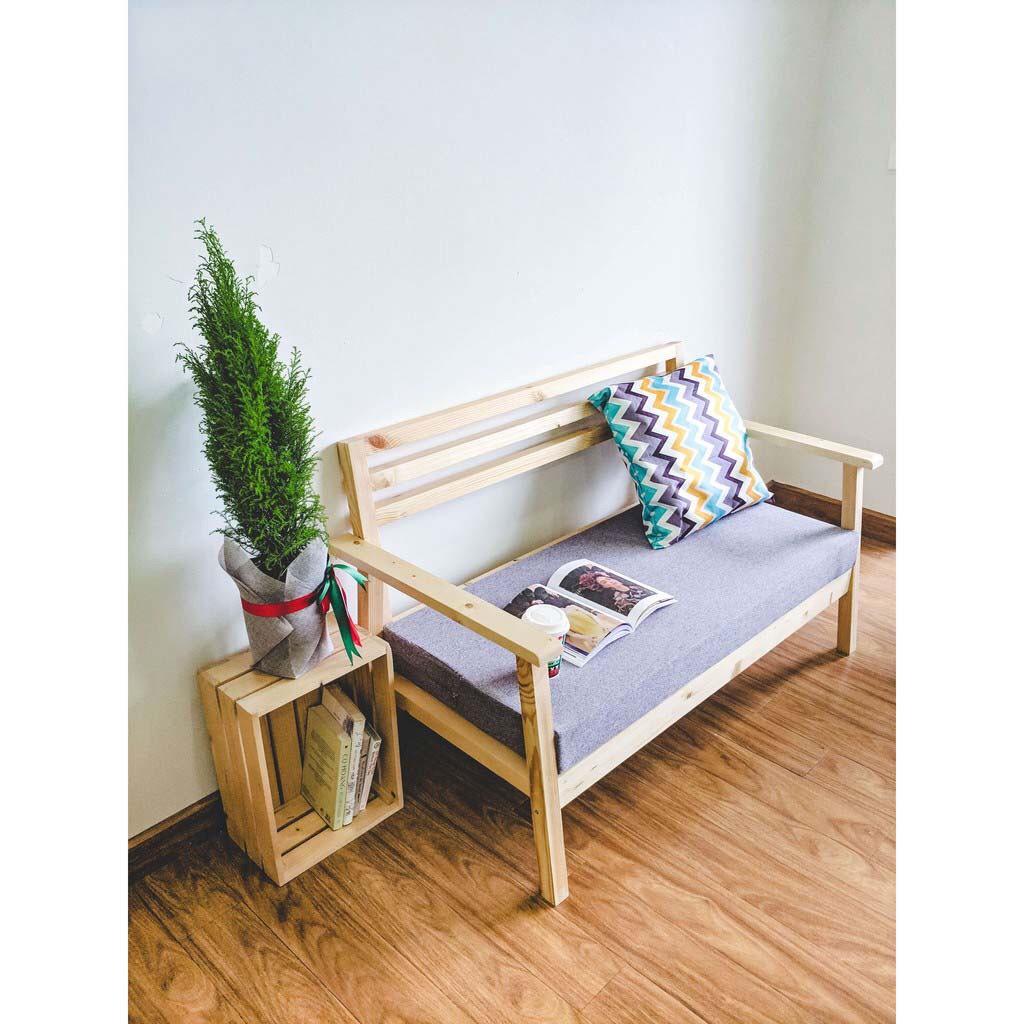 Ghế sofa phòng khách bằng gỗ thông nhập