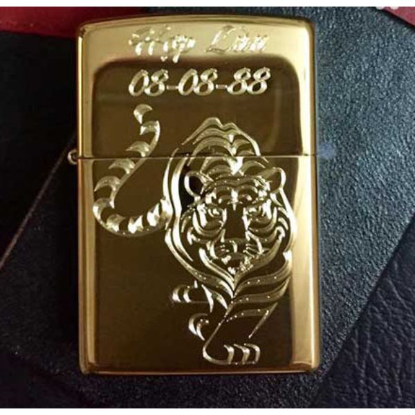 Bật Lửa ZIPPO KHẮC HỔ 06 – ZIPPO 254B.HO06