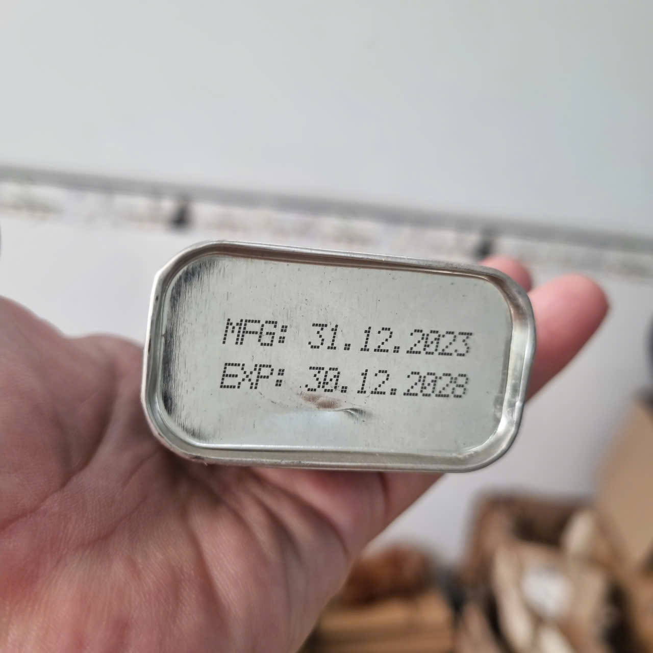 Bình xăng Zippo loại rẻ 125ml dùng cho hộp quẹt Zippo, bật lửa Zippo chuyên dụng