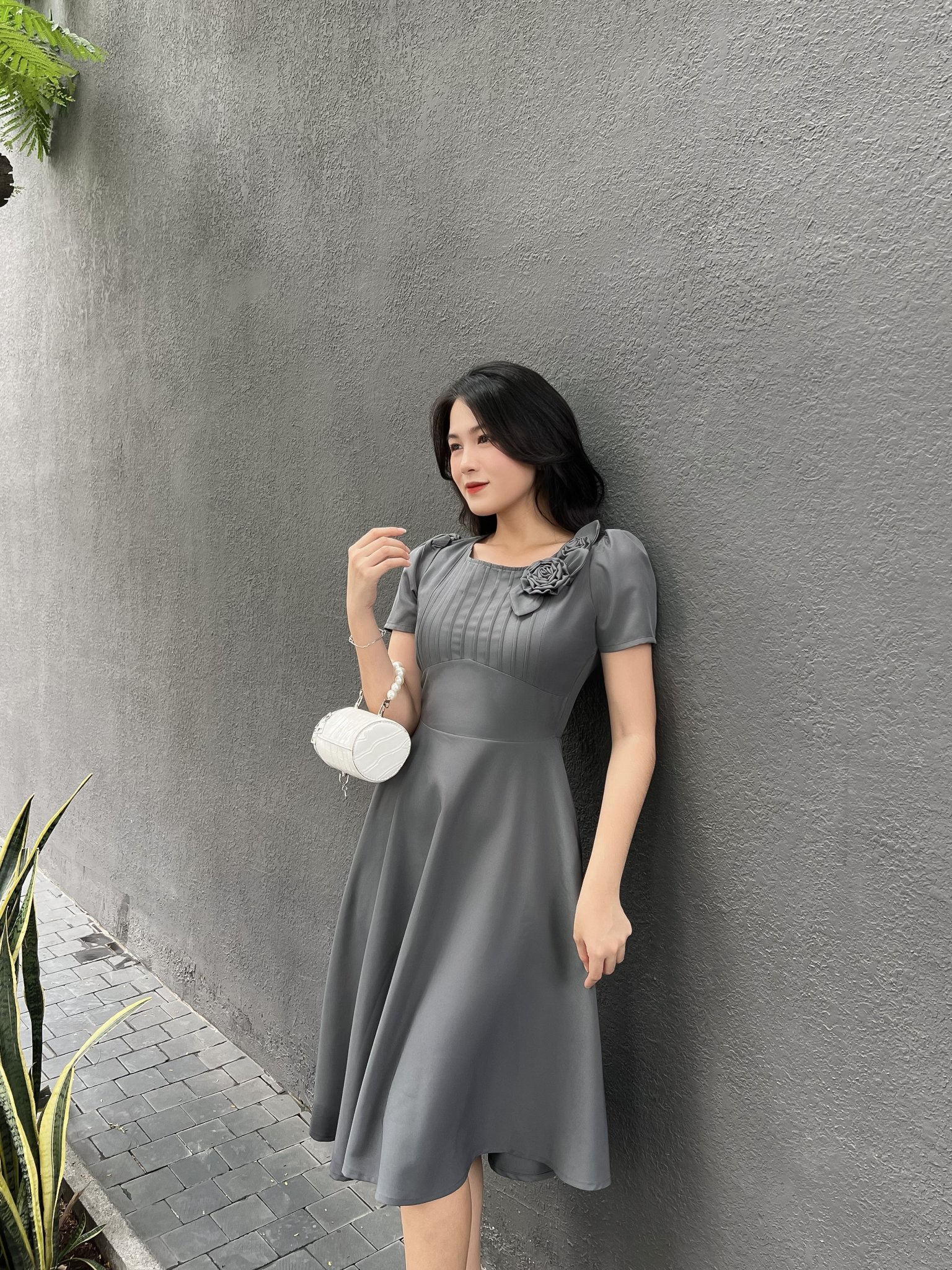 ĐẦM XÒE KẾT HOA TRẺ TRUNG