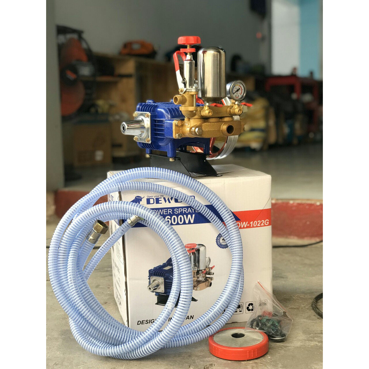 ĐẦU RỬA XE - ĐẦU PHUN XỊT RỬA 2HP DEWOO DW-1022G