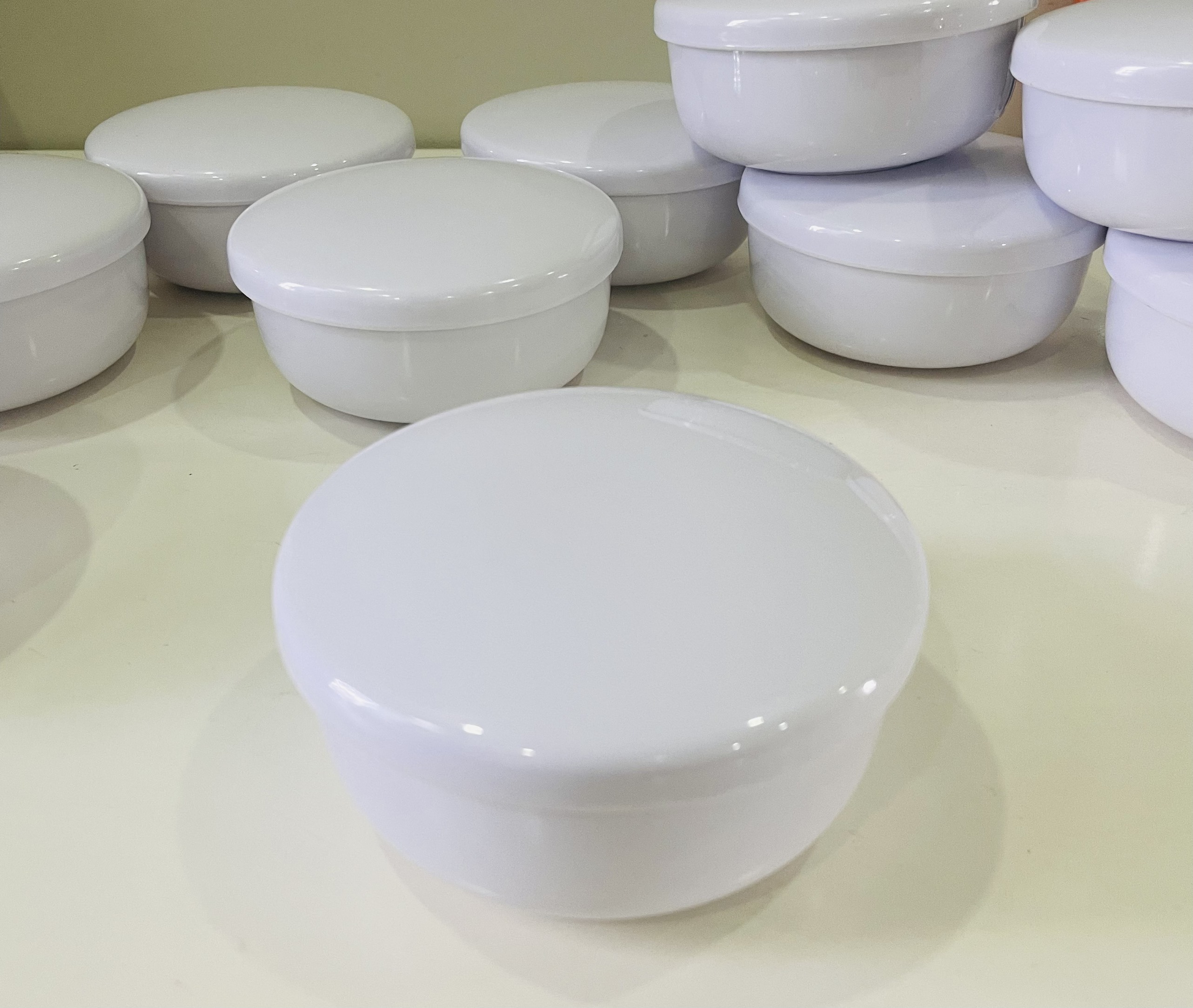 Thố chưng yến mica