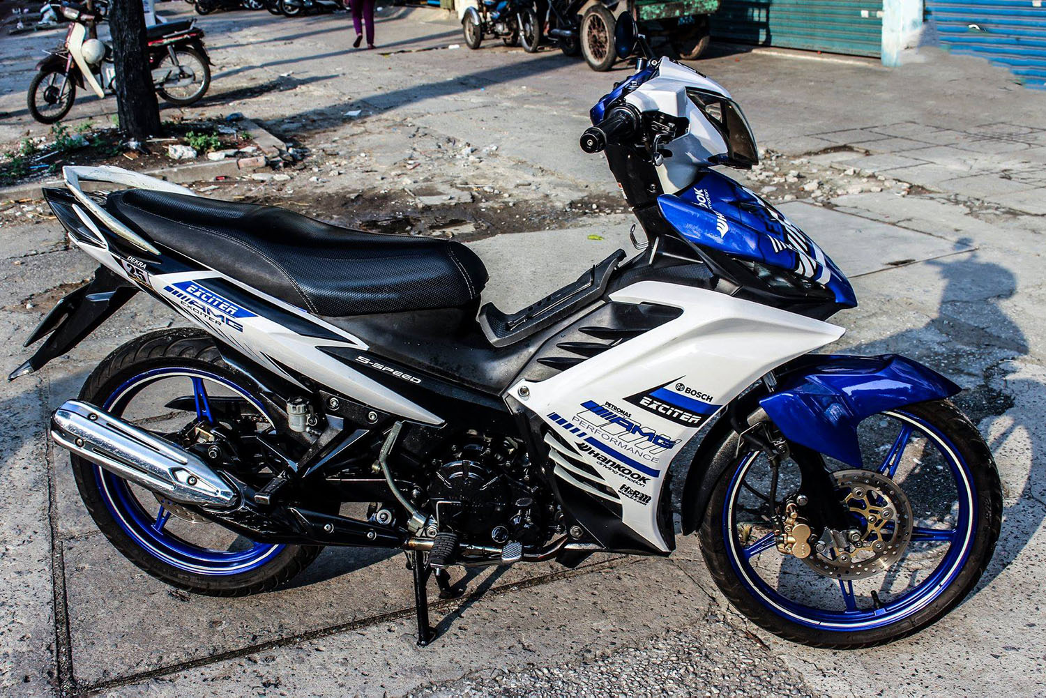 Tem trùm Exciter 135 Blue AMG