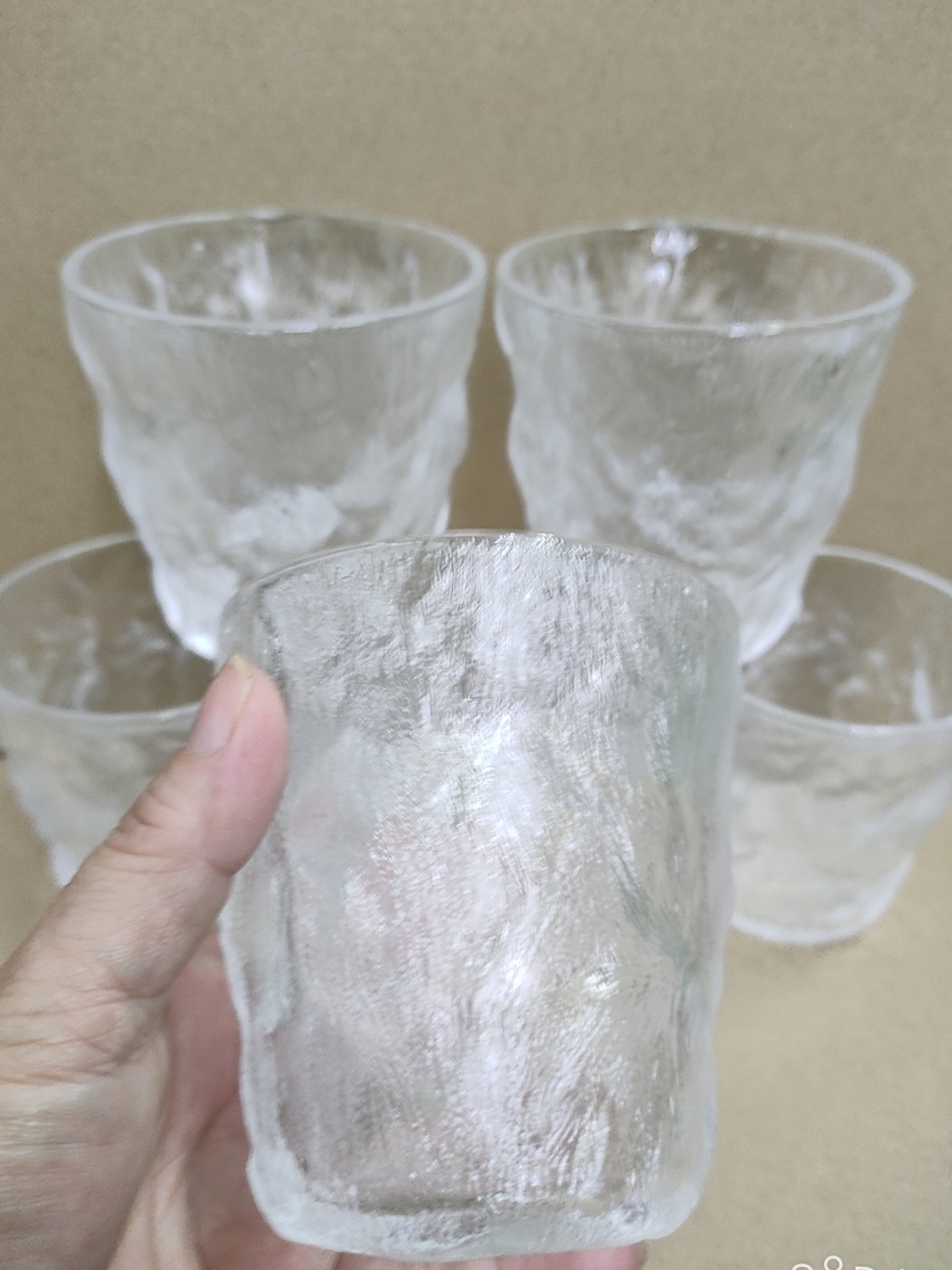BỘ CỐC THỦY TINH 6 CHIẾC, CHỊU NHIỆT VÂN SẦN MÀU TRẮNG SIÊU ĐẸP