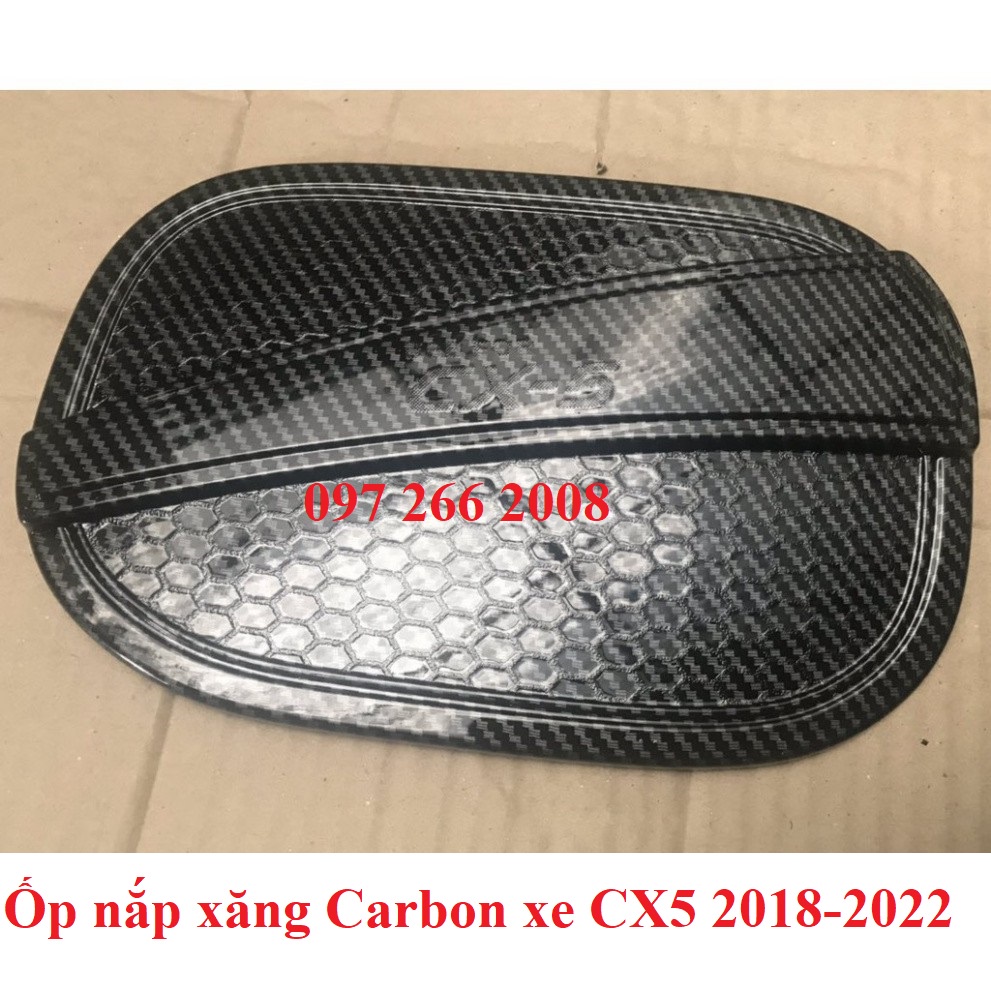 Ốp nắp bình xăng CARBON xe Mazda CX5, CX-5 2018 - 2021, 2022 vân cacbon cao cấp