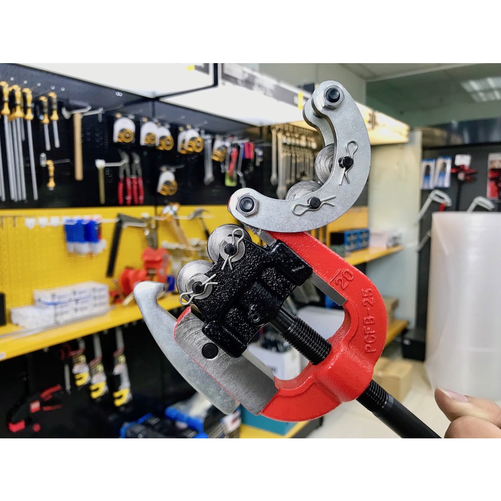 PCFB-25 Dao cắt ống 4 lưỡi, đường kính ống từ 21 -38 mm MCC