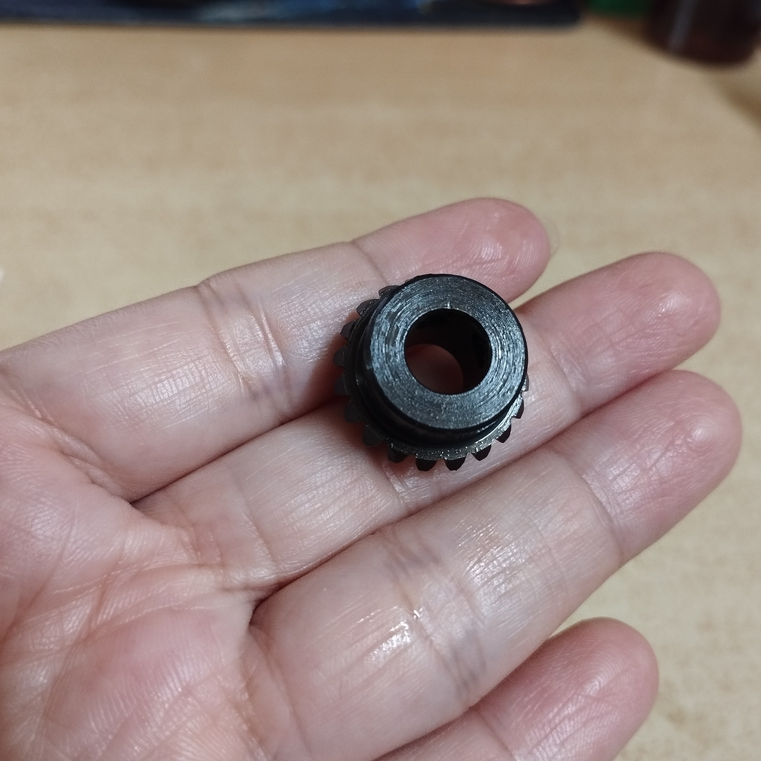 Bánh răng côn bằng thép 20 răng lỗ trục 8mm đồng bộ truyền đảo chiều 90 độ 1 bánh răng lái 034