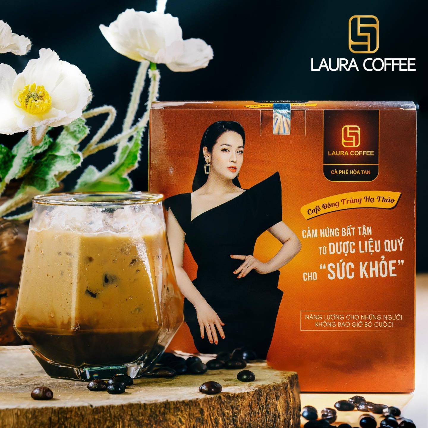 Cà phê hòa tan cao cấp Laura Coffee Đông Trùng Hạ Thảo Nhật Kim Anh hộp 10 gói