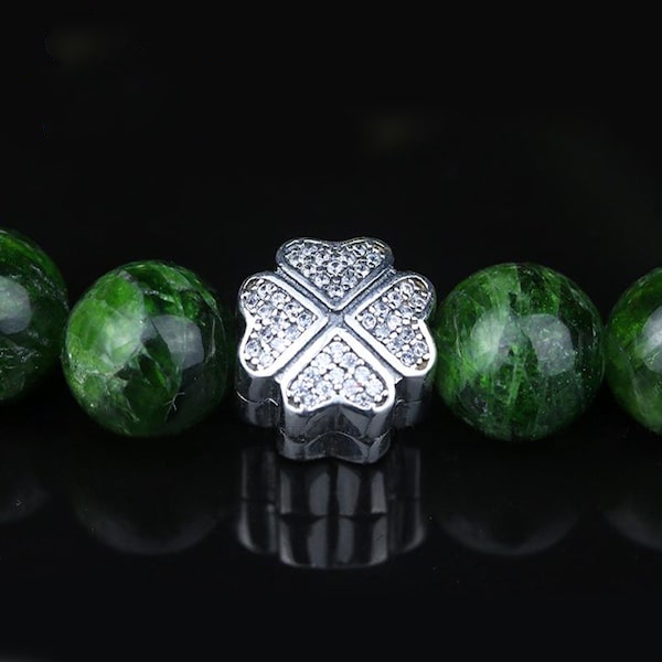 Vòng tay phong thuỷ đá Diopside thiên nhiên 10 ly mix Charm Bạc 925