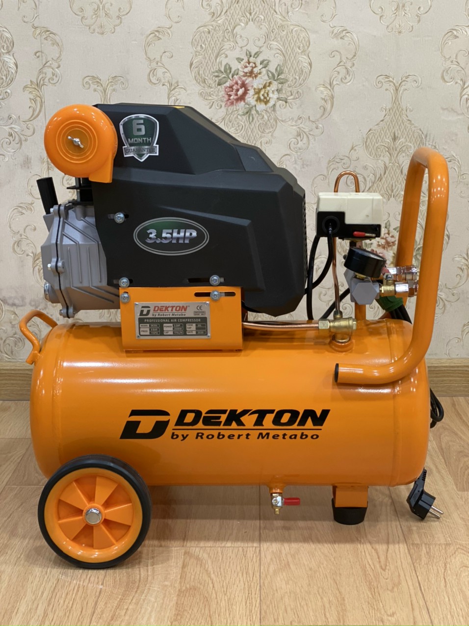 Máy Nén Khí Có Dầu 3,5Hp Dekton DK-30L - Hàng Chính Hãng Có Rơ Le (30l, 3ngựa rưỡi)