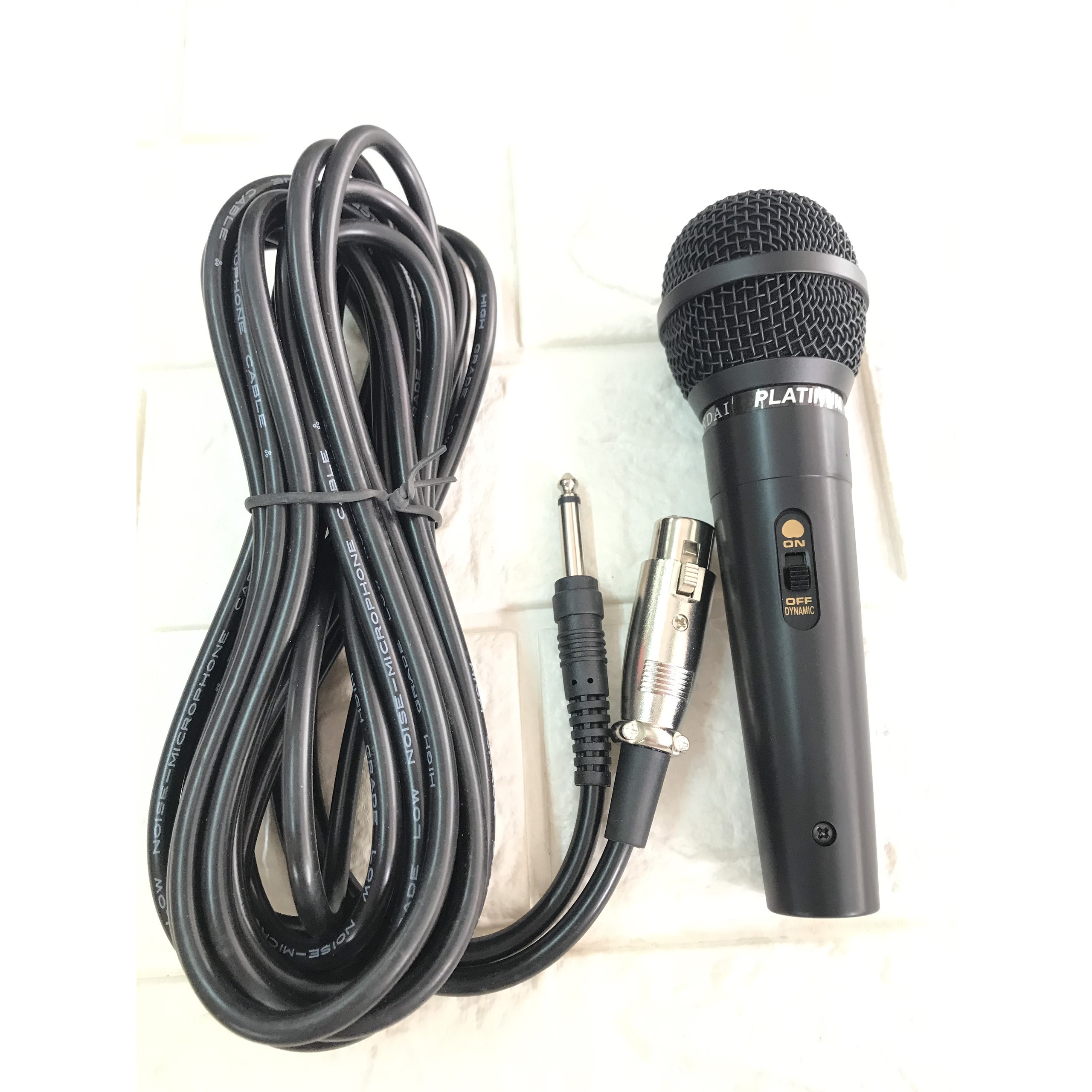 MICRO KARAOKE CÓ DÂY DM-5500 CỰC HÚT TIẾNG