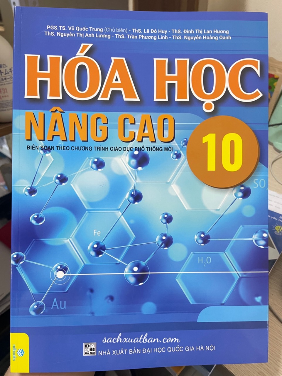 Sách Hóa Học Nâng Cao 10 (Biên Soạn theo chương trình Giáo dục phổ thông mới)