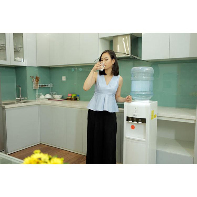 Cây nước nóng lạnh cao cấp FujiE WD1800C - Hàng chính hãng