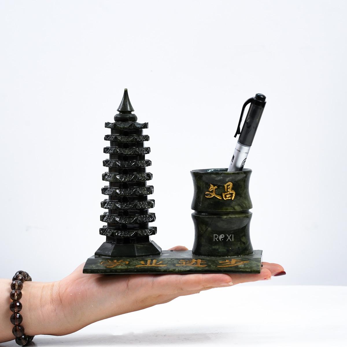 Tháp văn xương kèm ống bút serpentine