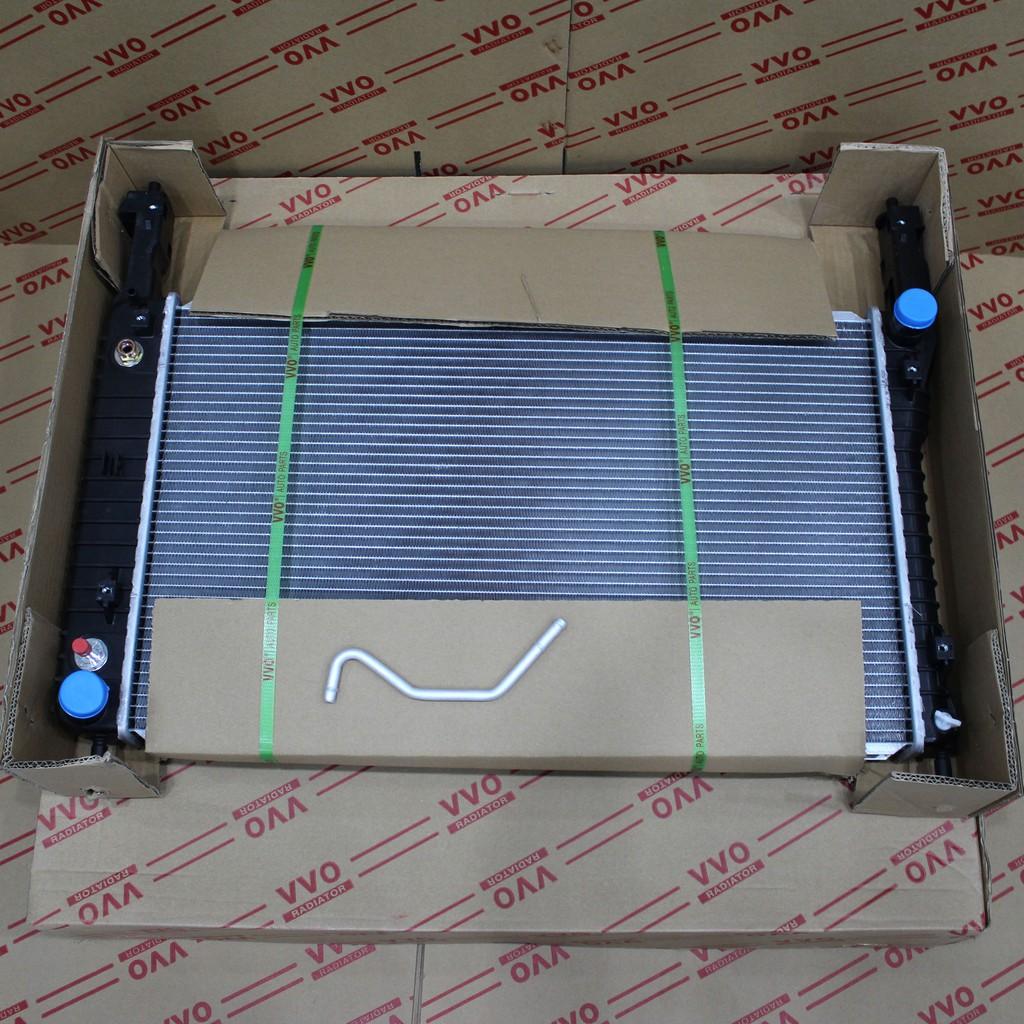 Két nước Chevrolet Captiva, 2006-2013, máy dầu, số tự động, loại dày