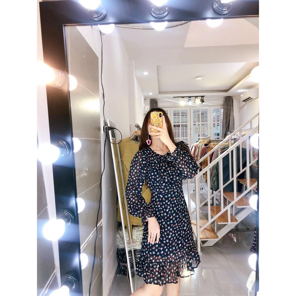 Đầm họa tiết cổ bèo