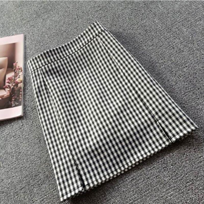 Chân Váy Chữ A Kẻ sọc dài 45-50cm sẻ nhí 5cm phía trước