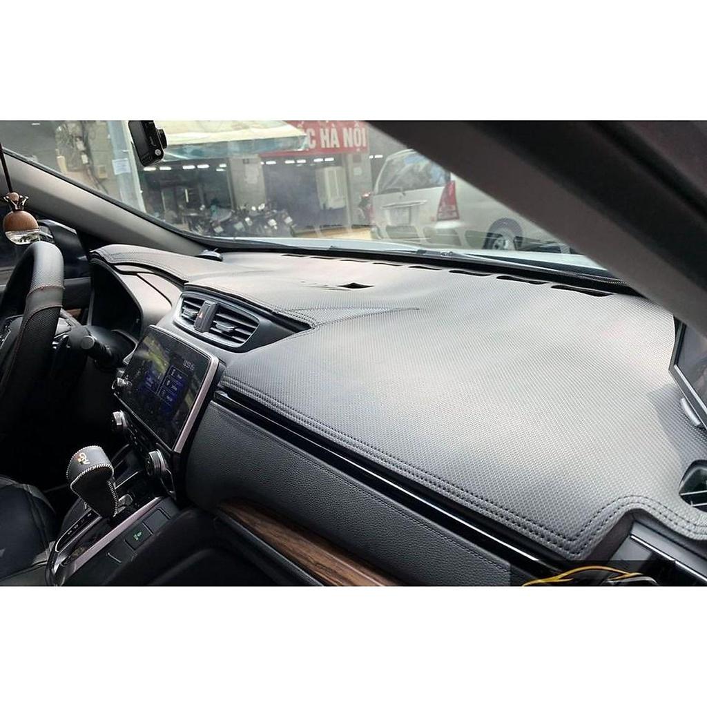 Thảm taplo da carbon cho xe Suzuki Xl7, XL-7 cao cấp chống trượt.