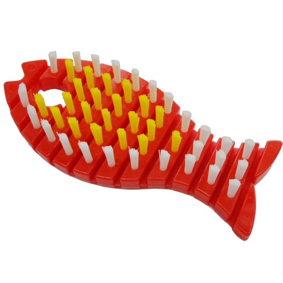 Bàn chải cọ uốn cong hình con cá ( màu đỏ ) - Hàng Nội Địa Nhật