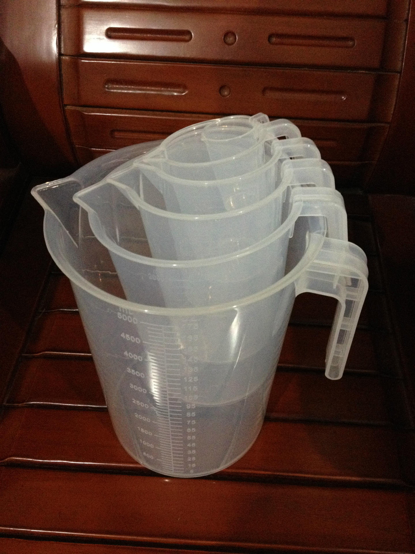 Ca, ly đong có vạch chia định lượng 1000ml