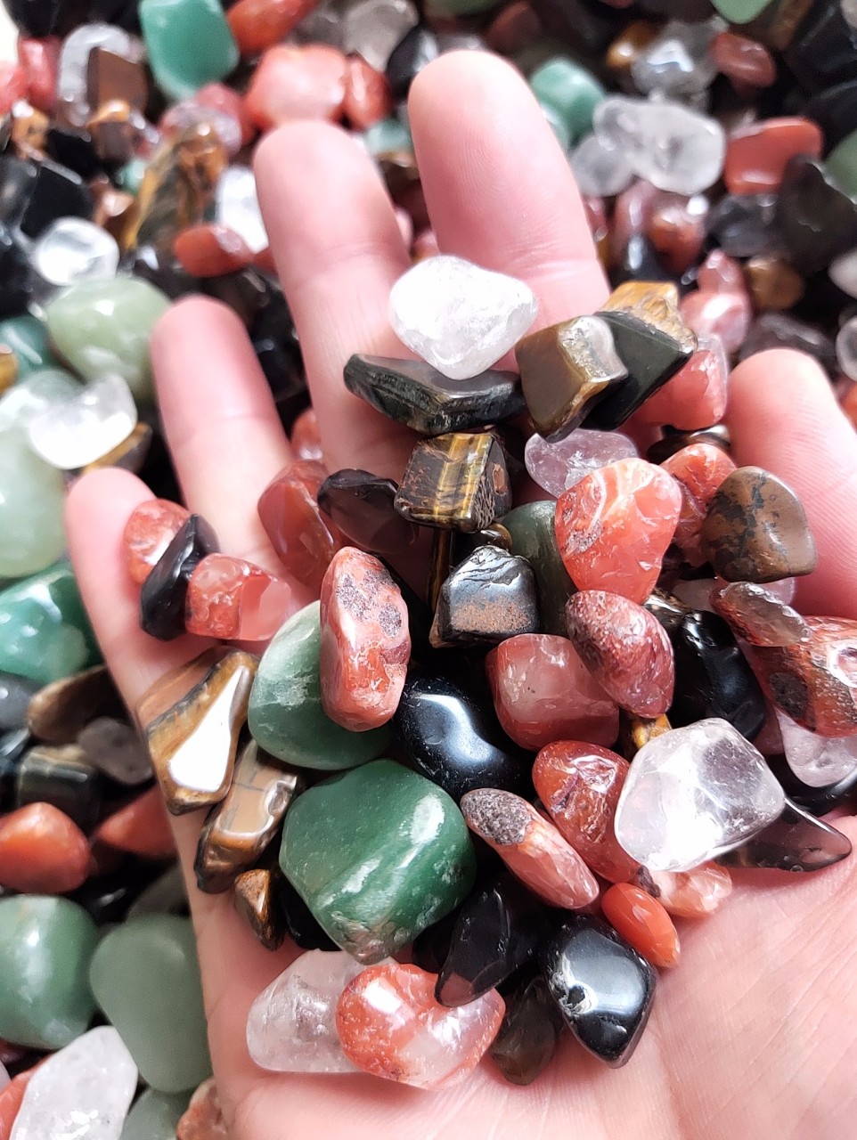 Đá Thach Anh Vụn Ngũ Sắc Dãi Nền Nhà, Trấn Trạch, Tăng Tài Lộc -Thịnh Vượng