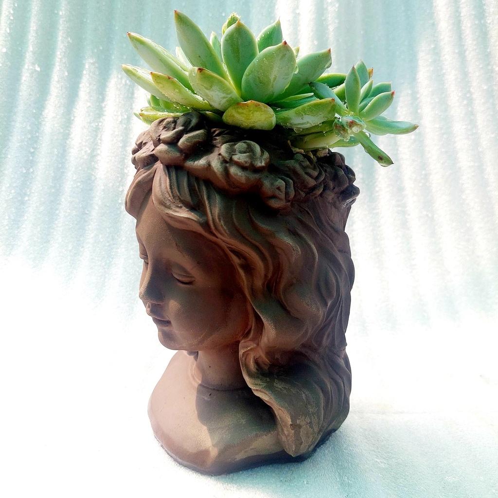 Chậu đất nung - Cô gái Ana, miệng chậu 10cm, chiều 20cm