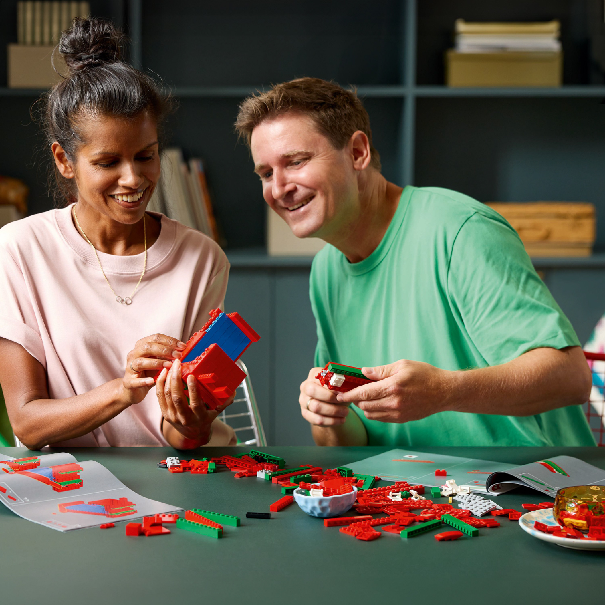 Đồ Chơi Lắp Ráp Mô Hình Chữ LOVE Robert Indiana LEGO ADUTLS 31214 (791 chi tiết)