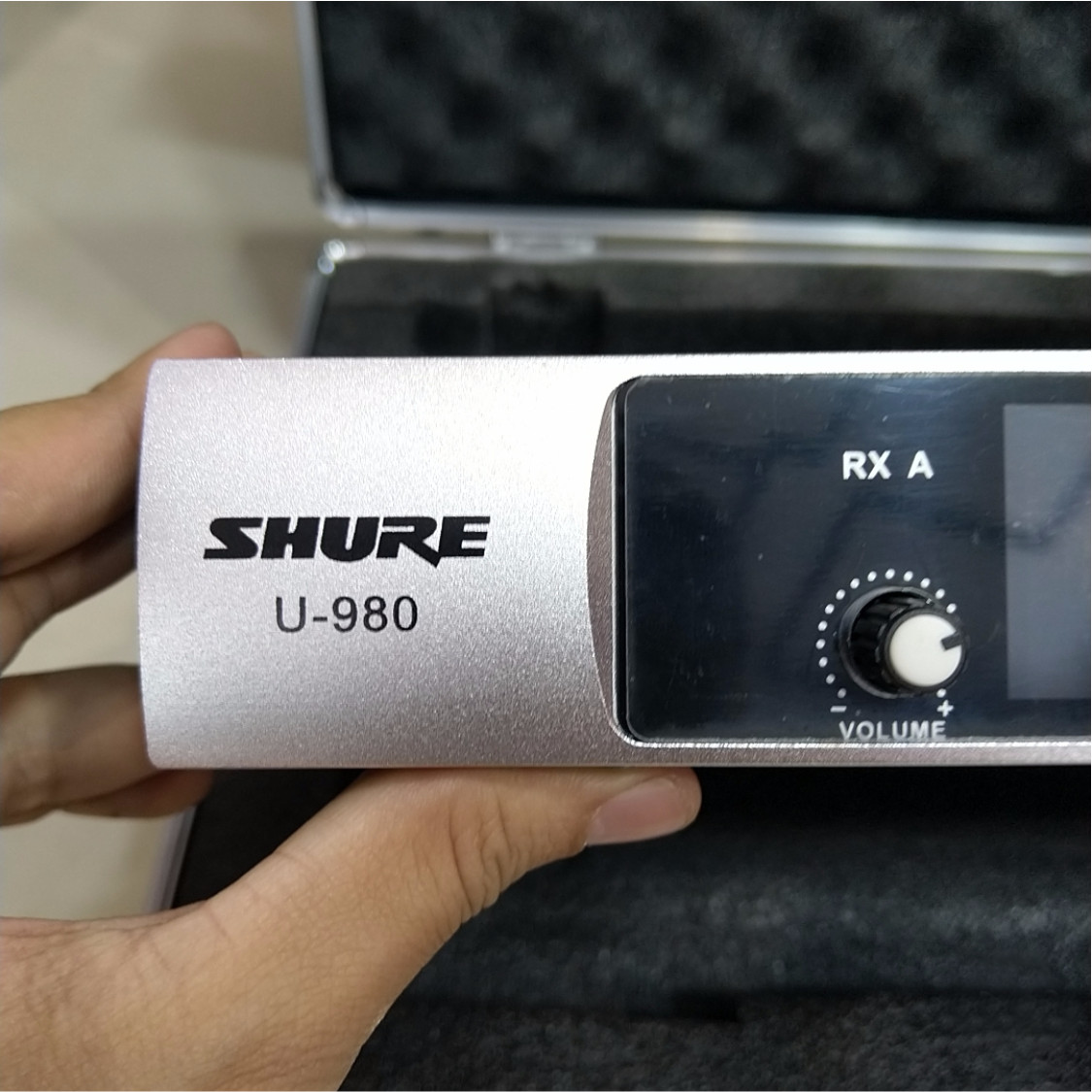 Micro Shure U980 Không Dây Chuyên Nghiệp - Hàng Nhập Khẩu