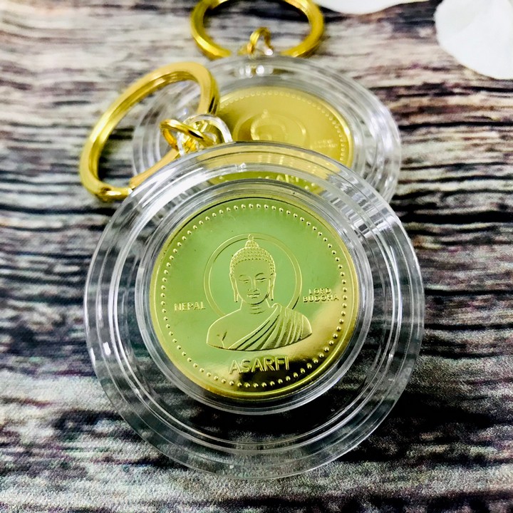 Móc khóa xu Phật Nepal Dùng để trang trí chìa khóa, bảo vệ bình an, mang lại may mắn. Làm quà tặng dịp Lễ, Tết, kích thước 5cm, màu vàng - TMT Collection - SP000413