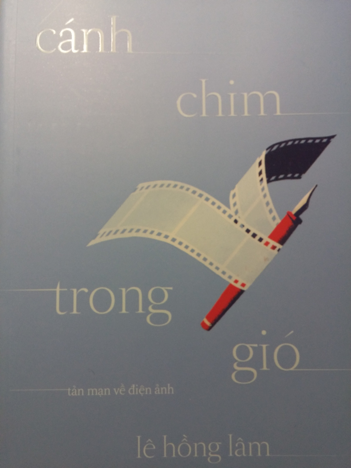 Combo 2 cuốn sách: Bức xúc không làm ta vô can + Cánh chim trong gió