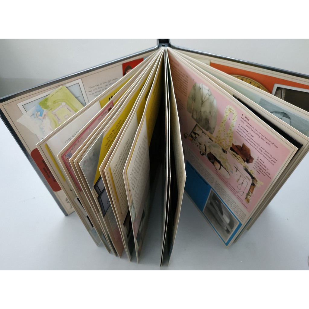 Sách Bản Quyền - Spyology The Complete Book Of Spycraft - Một Cuốn Sách Đầy Ắp Những Bí Mật Cần Các Con Khám Phá - Á Châu Books