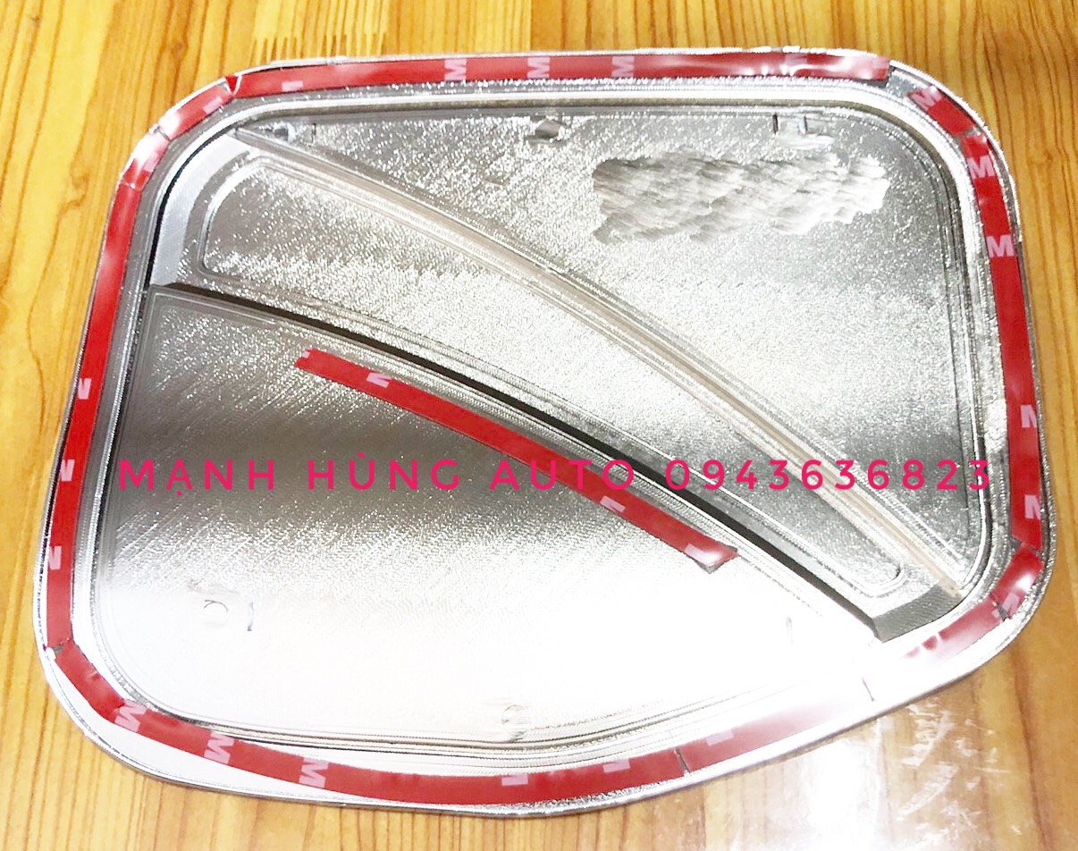 Ốp Nắp Bình Xăng INNOVA 2020-2021 Mạ Crom
