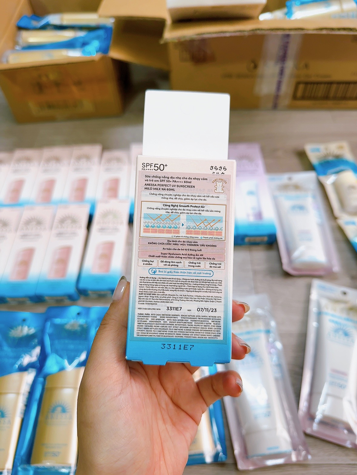 Sữa chống nắng dịu nhẹ cho da nhạy cảm Anessa Perfect UV Sunscreen Mild Milk 60ml