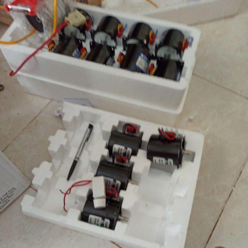 Mô tơ giảm tốc 220v 20w + ốc nhông