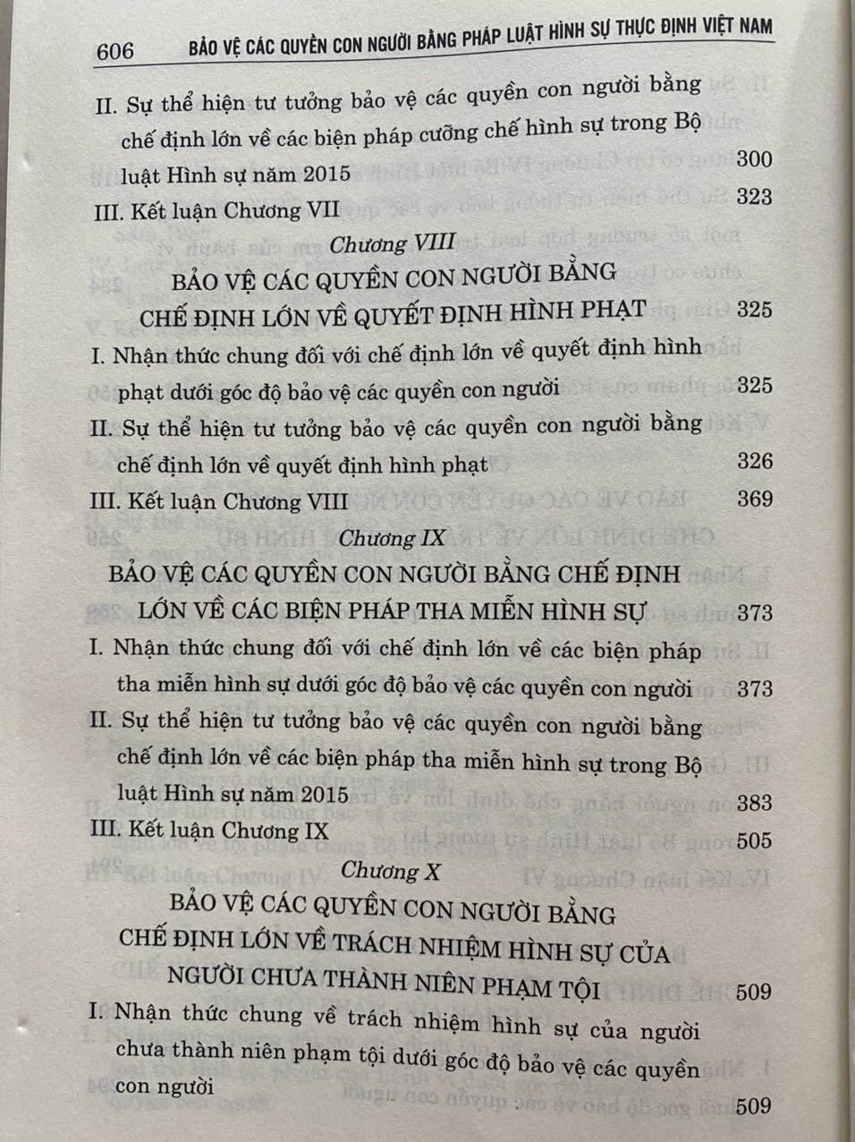 Bảo vệ các quyền con người bằng pháp luật hình sự thực định Việt Nam