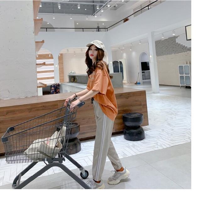 Áo thun tay lỡ form rộng