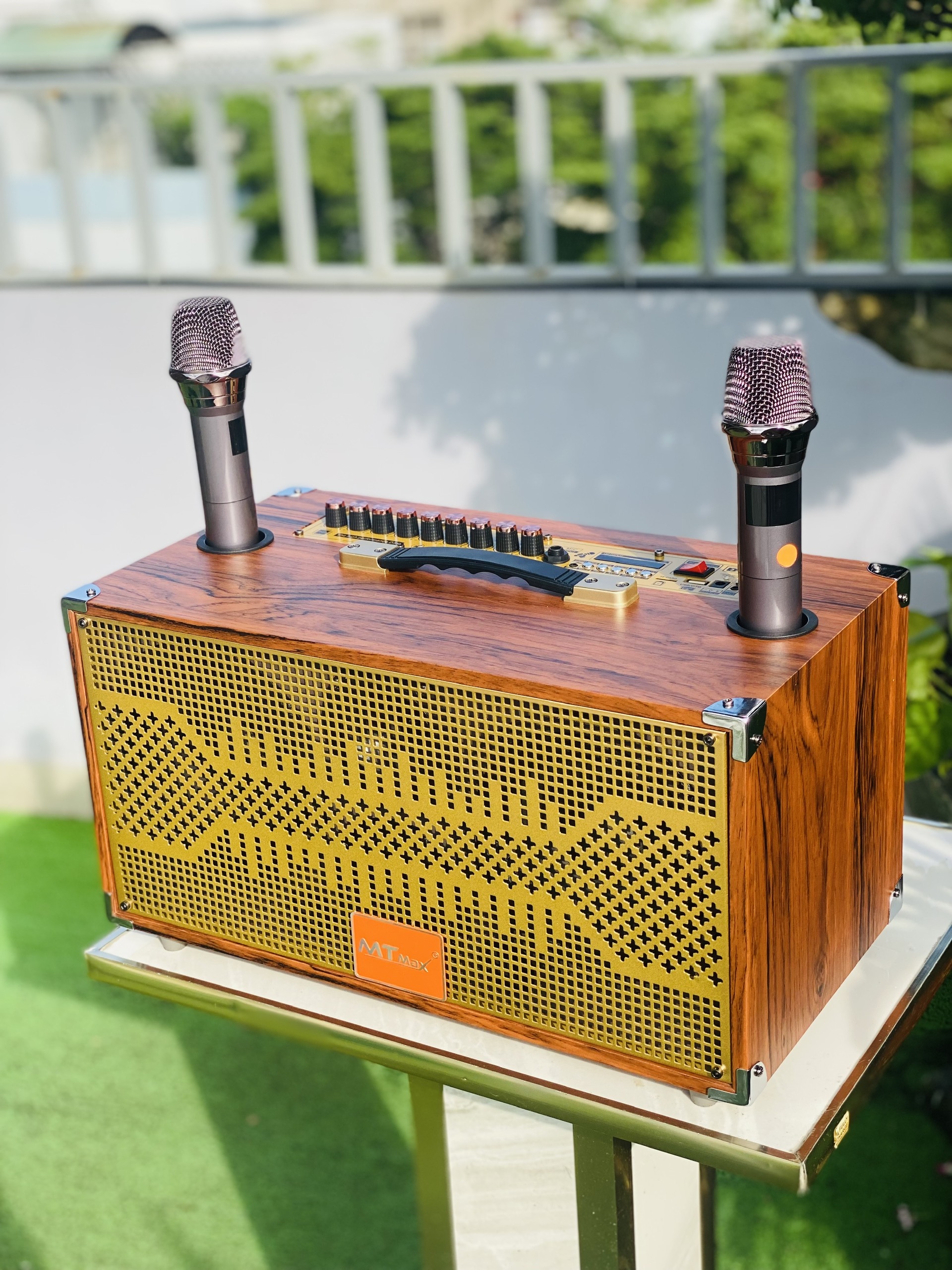 Loa Karaoke Mini MT P266 Bass đôi 17 Công Suất 250w Kết Nối Bluetooth, Hát Cực Hay Kèm 2 Micro Không Dây Hút Tiếng Hát Nhẹ Bảo  Hàng Nhập Khẩu
