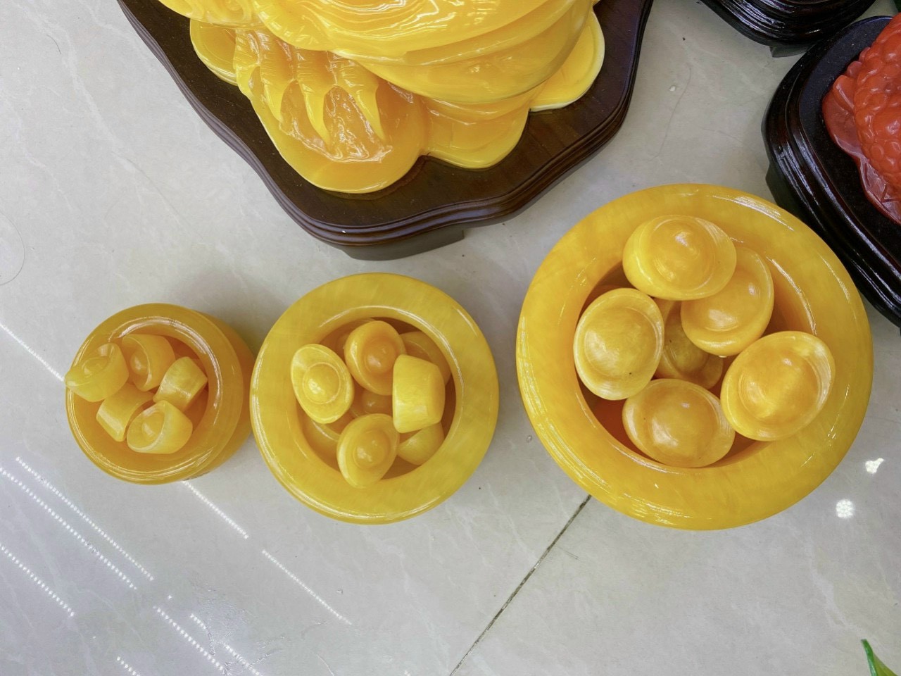 Bát Tụ Bảo ngọc Hoàng Long kèm chân đế gỗ - chiêu tài nạp lộc tặng kèm 10 thỏi vàng lưu ly 1.5cm