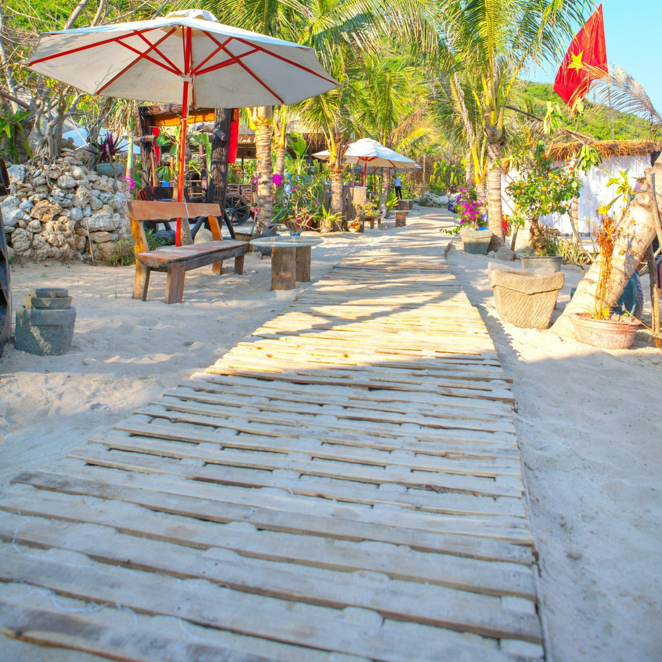 Tour Nha Trang - Ốc Đảo Robison Một Ngày Không Thể Quên . Khởi Hành Hàng Ngày