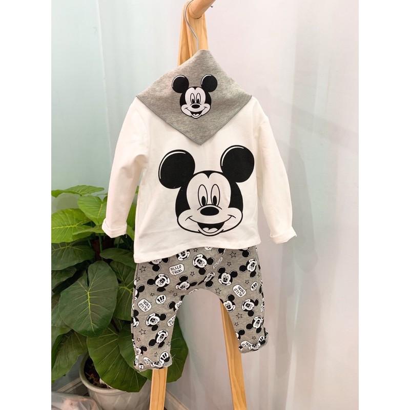 Bộ mickey kèm yếm