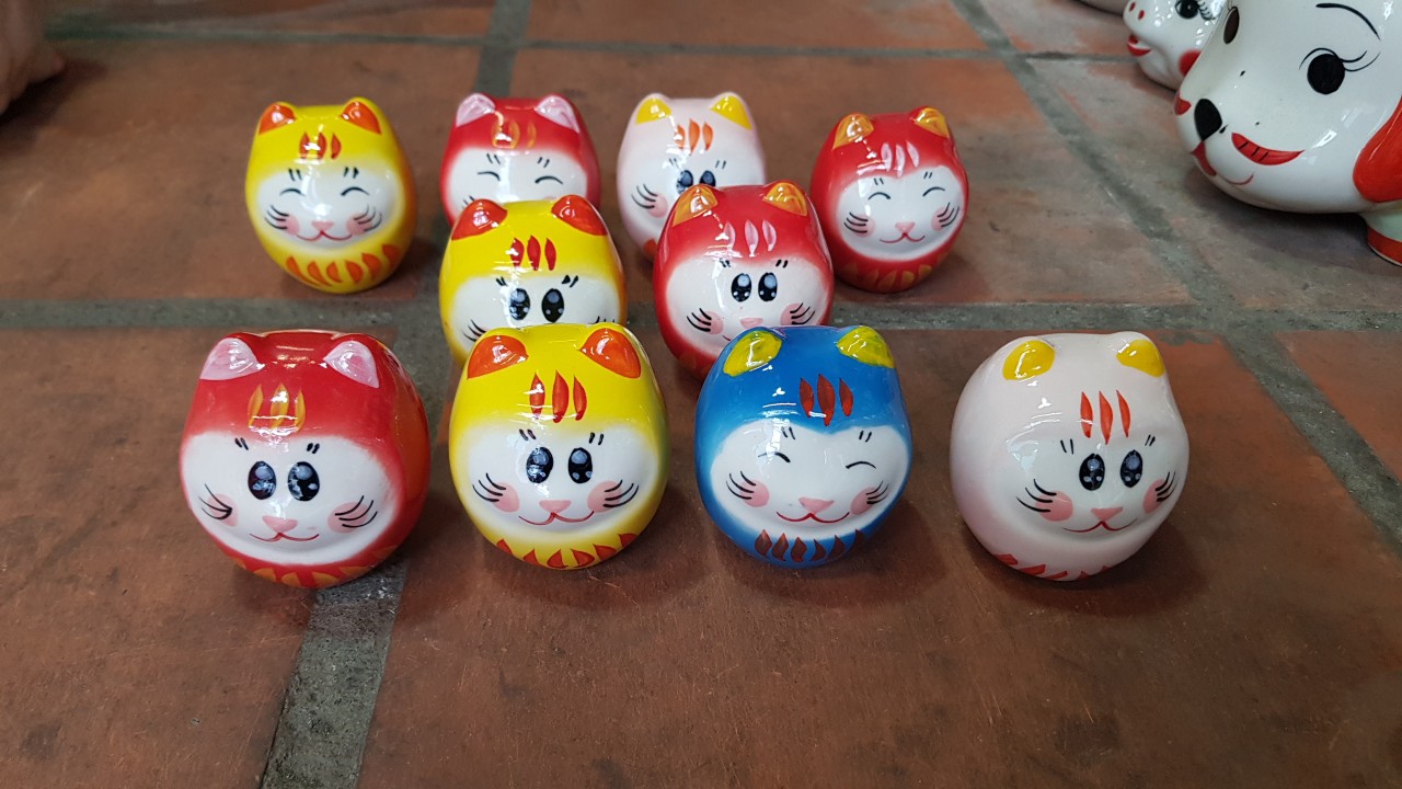 Heo đất tiết kiệm hình mèo trứng mini cute, gốm Bát Tràng, dễ thương nhiều màu, món quà xinh xắn tặng các bé, bạn bè. Giao màu ngẫu nhiên hoặc liên hệ shop để chọn mẫu. Giao từ HCM