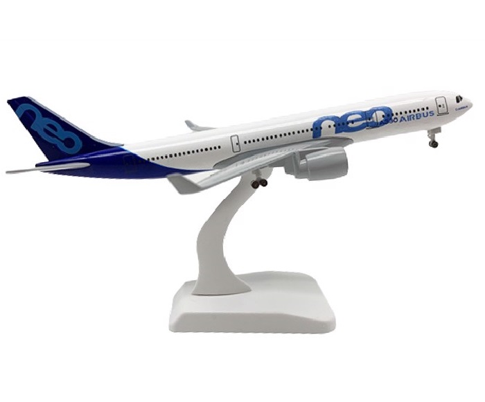 Mô hình máy bay JetBlue B737 20cm có bánh xe