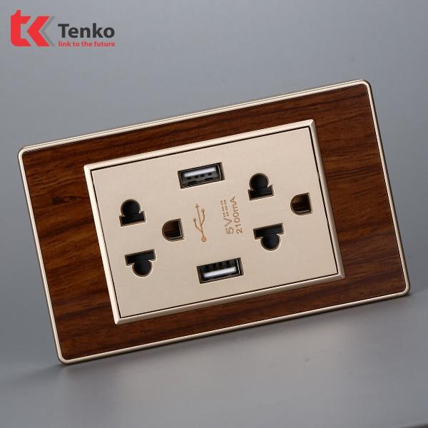 Ổ điện USB Âm Tường Vân Gỗ Cao Cấp - Ổ đôi 3 chấu tích hợp cổng usb - Thương hiệu Nhật Bản TENKO TK-C6-045