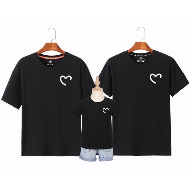 Áo Thun Gia Đình Logo Trái Tim Đơn Giản