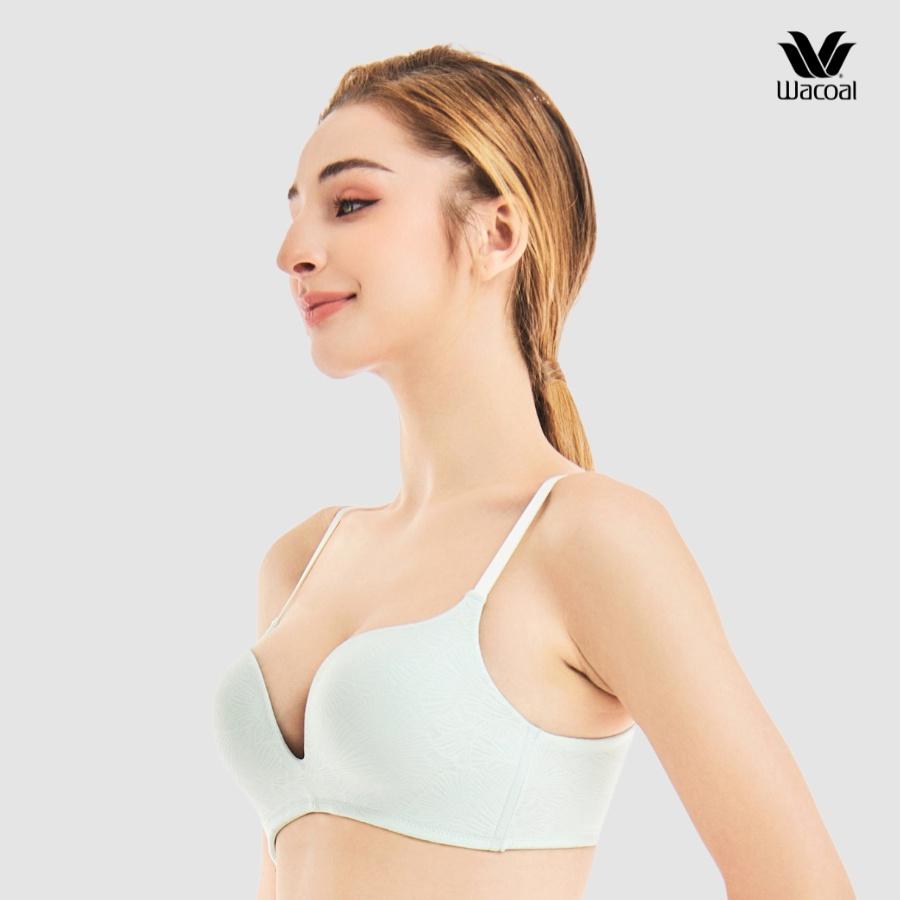 Áo lót Wacoal không gọng, nâng nhẹ ngực, cup 3/4, trơn, dây liền IIB5464