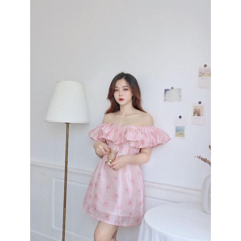 Đầm WONDERHOUSE trễ vai vải hoa ánh kim