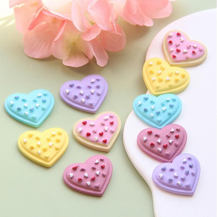 HN * Charm bánh quy hình trái tim cho các bạn trang trí vỏ ốp điện thoại, DIY
