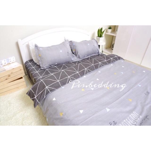 Bộ Chăn Ga Gối Cotton Poly - Tam Giác Ghi Mới